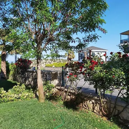 Funny Near Kite Surf Center Apartment